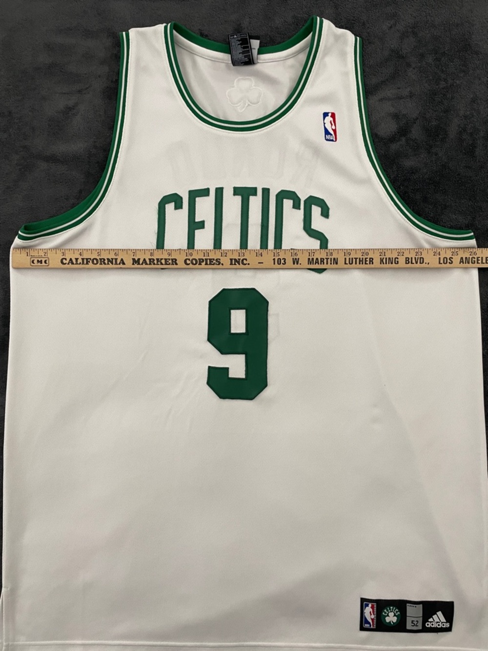 Boston Celtics #9 Rajon Rondo Jersey - Picture 7 of 7